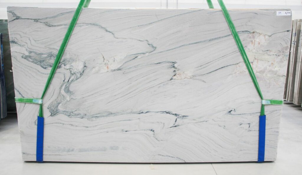 Fantasy Macaubas Leather Quartzite